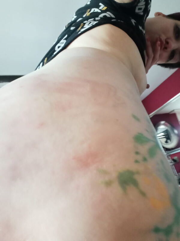 Domina Bizarrlady BDSM Fetisch Herrin Sklavenerziehung Mistress Latex Godess Hades SM-Studio-Hades